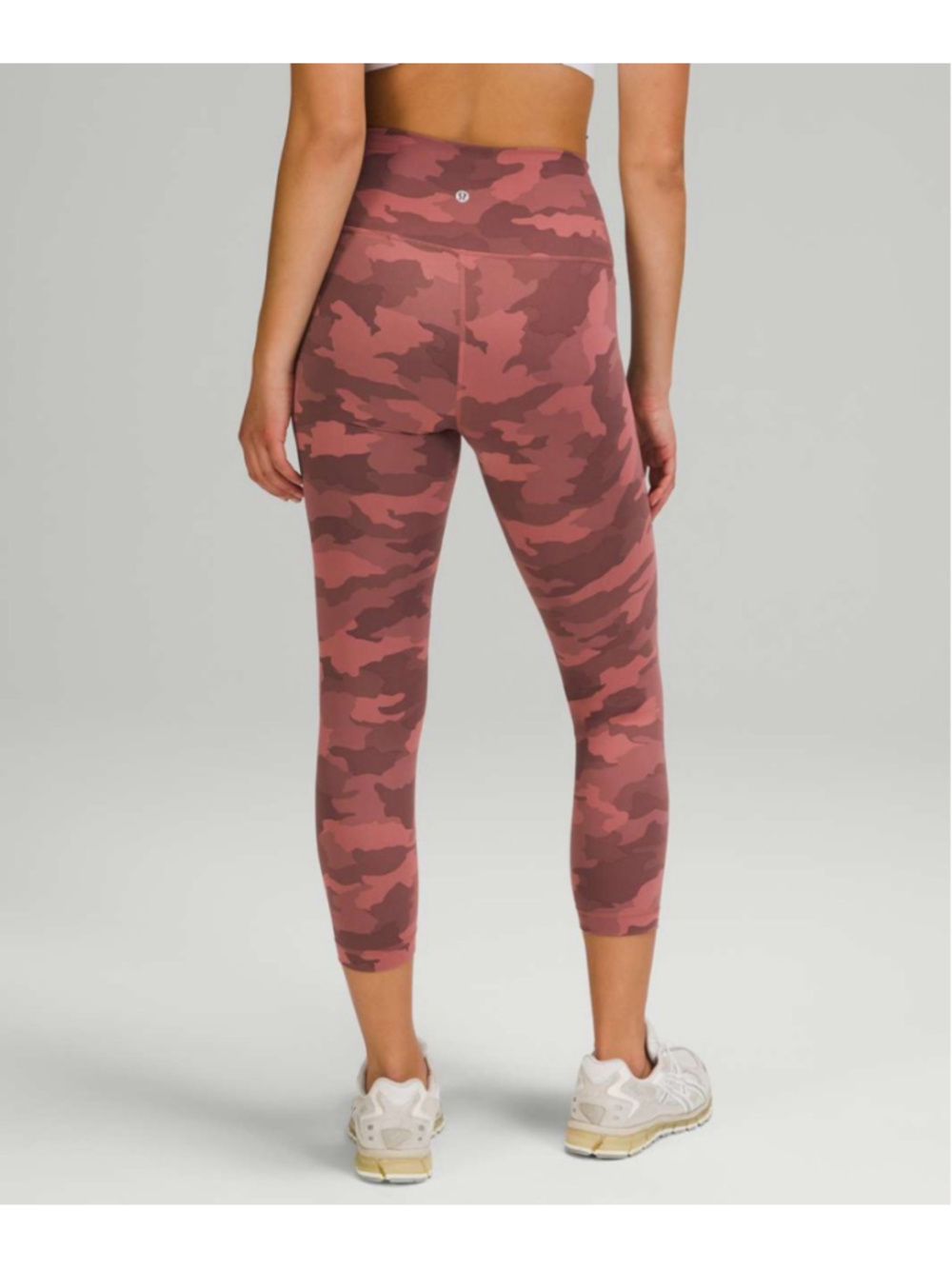 Women's Lululemon wunder train high rise crop pink camo leggings